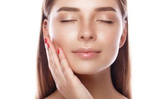 العناية بالبشرة